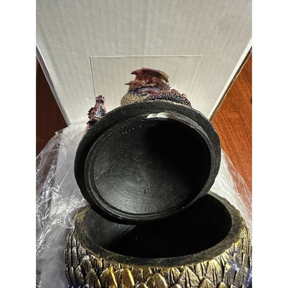 Hand Painted Red and Blue Sleeping Dragon On Egg Lidded Trinket Box - Picture 5 of 5